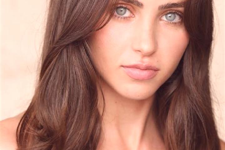 Zoey, 35, a brunette dark-eyed latina companion based in San Miguel Tlamahuco. Offering Dinner Date, Deep French Kissing, A-Level. Available for incall and o...