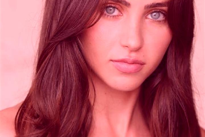 Zoey, 35, a brunette green-eyed latina companion based in El Esfuerzo. Offering CIM, Deep French Kissing, Tantra, A-Level. Available for incall and outcall, ...