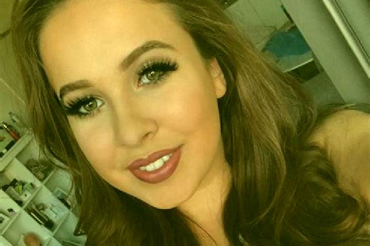 Zoey, 35, a brunette green-eyed slavic companion based in Espelkamp. Offering 69, Striptease, CIM, Fetish, Deep French Kissing. Available for incall and outc...