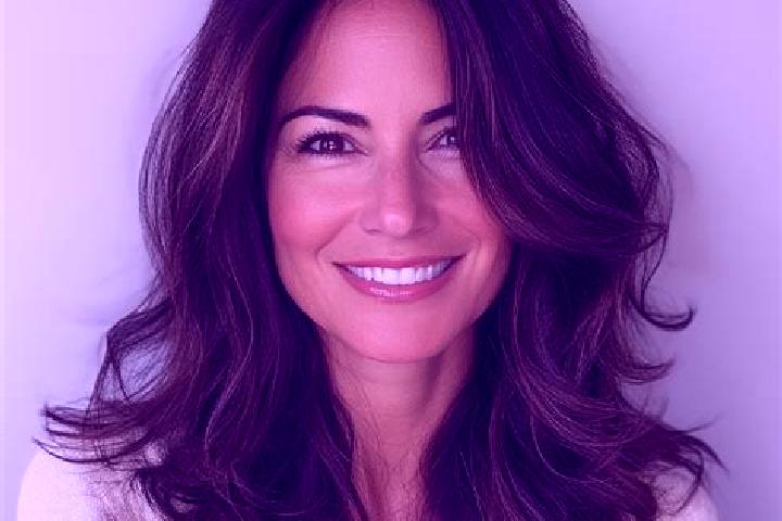 Zoey, 35, a brunette grey-eyed middle eastern companion based in Craponne. Offering Erotic Massage, Deep French Kissing, Overnight, GFE. Available for incall...