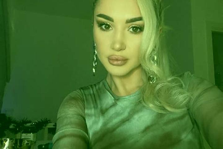 Zoey, 35, a dark blonde dark-eyed latina companion based in Pixoy. Offering A-Level, Striptease, Party Girl. Available for incall and outcall, day and evenin...