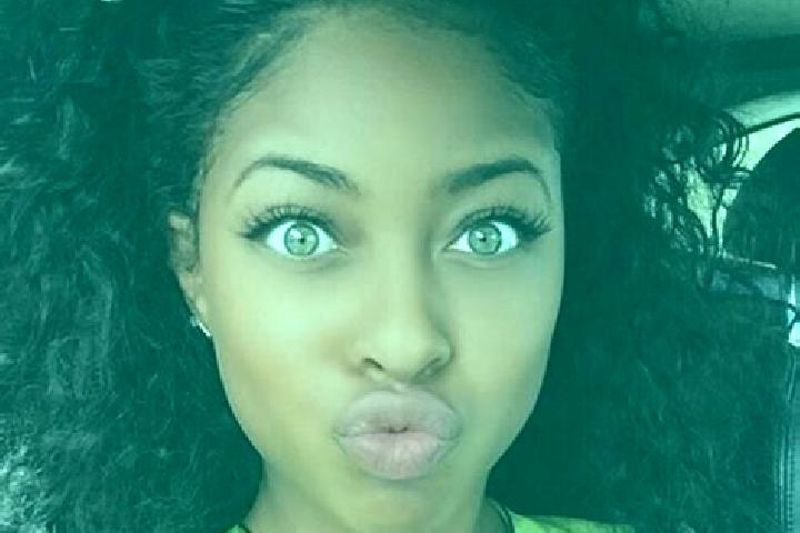 Zoey, 35, a dark blonde green-eyed ebony companion based in Pistorf. Offering Couples, Dinner Date, A-Level. Available for incall and outcall, overnight book...