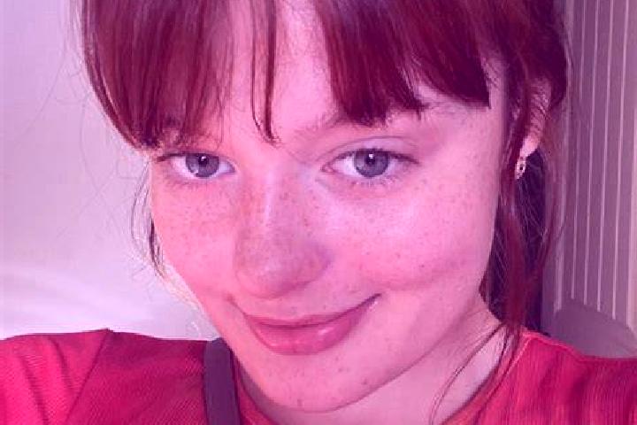 Zoey, 35, a red grey-eyed european companion based in Rathfriland. Offering Prostate Massage, Overnight, Fetish. Available for incall and outcall, day and ev...