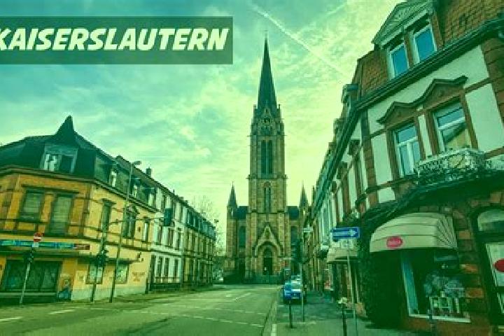 Zoey, 35 — Escort in Bischheim, Germany