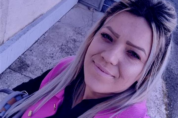 Zoey, 35 — Escort in Blandesti, Romania