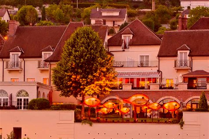 Zoey, 35 — Escort in Chevannes, France