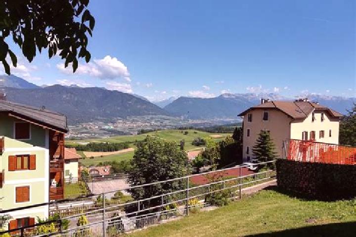 Zoey, 35 — Escort in Malosco, Italy