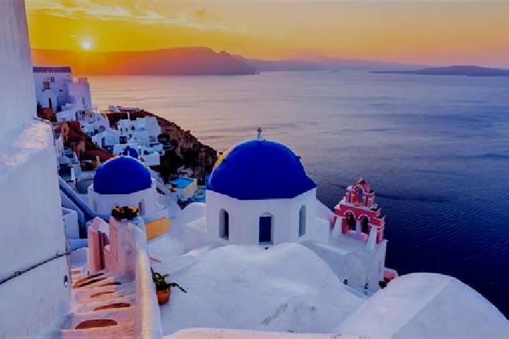 Zoey, 35 — Escort in Platykampos, Greece