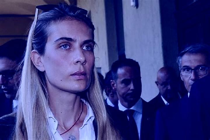 Zoey, 35 — Escort in San Leone Mose, Italy