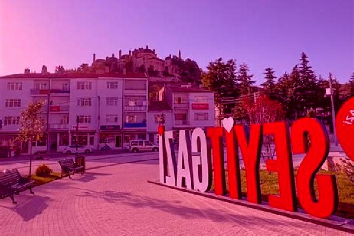 Zoey, 35 — Escort in Seyitgazi, Turkey