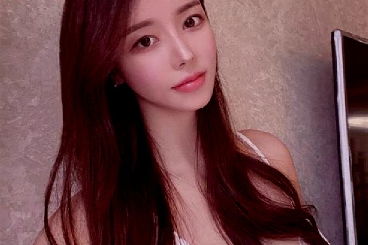 Zoey, 35 — Escort in Shanmuqiao, China