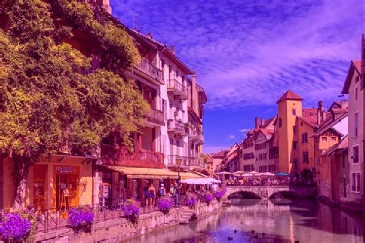 Zoey, 35 — Escort in Trouville, France