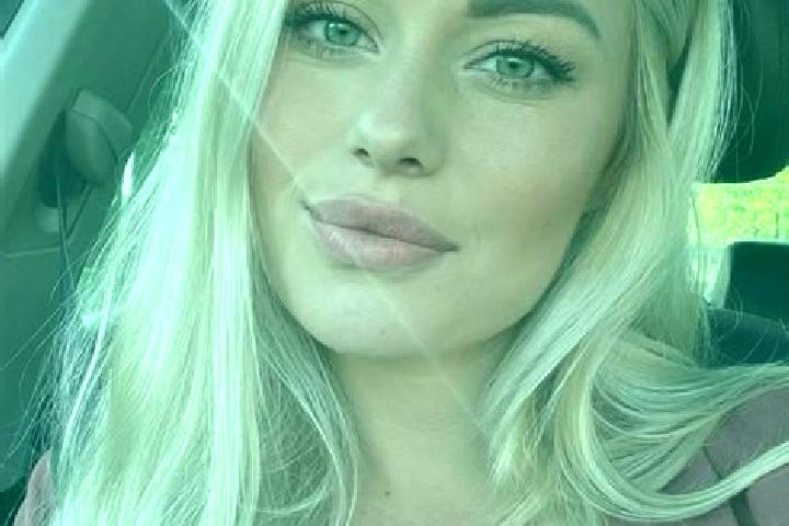 Zoey, 36, a blonde hazel-eyed mediterranean companion based in Gbletia. Offering 69, Dinner Date, Roleplay, Prostate Massage. Available for incall and outcal...