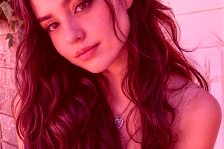 Zoey, 36, a brunette hazel-eyed middle eastern companion based in Evercreech. Offering 69, Erotic Massage, Couples. Available for incall and outcall, day and...