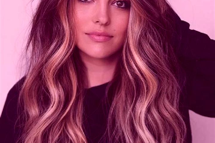 Zoey, 36, a dark blonde brown-eyed caucasian companion based in Banaresti. Offering Massage, A-Level. Available for incall and outcall, overnight bookings av...