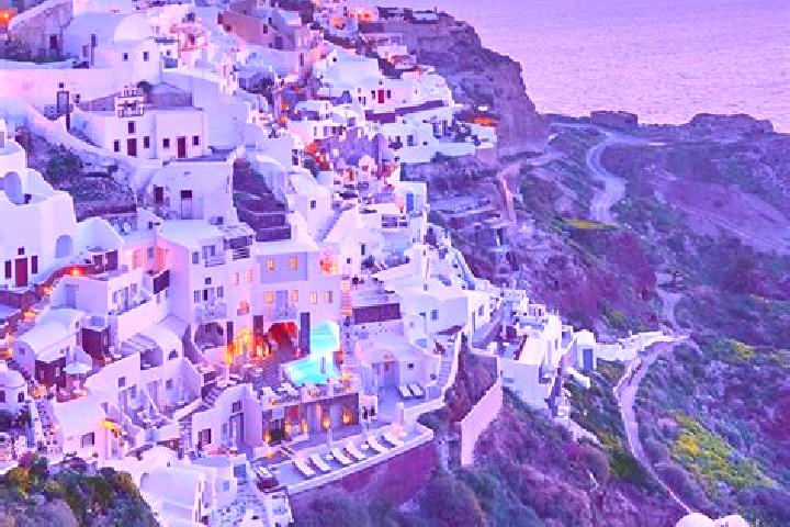 Zoey, 36 — Escort in Ampeleies, Greece