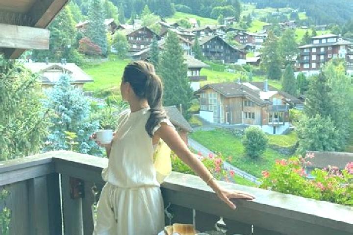 Zoey, 36 — Escort in Buenzen, Switzerland