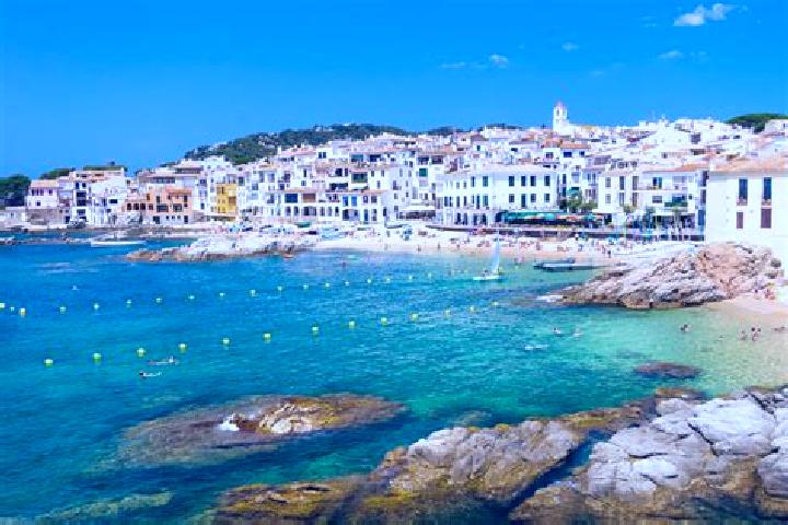 Zoey, 36 — Escort in Calella de Palafrugell, Spain
