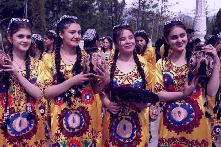 Zoey, 36 — Escort in Obikiik, Tajikistan