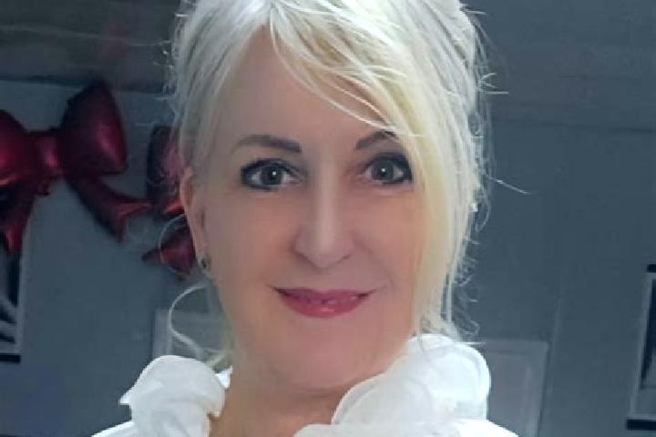Zoey, 36 — Escort in Rozsaszentmarton, Hungary
