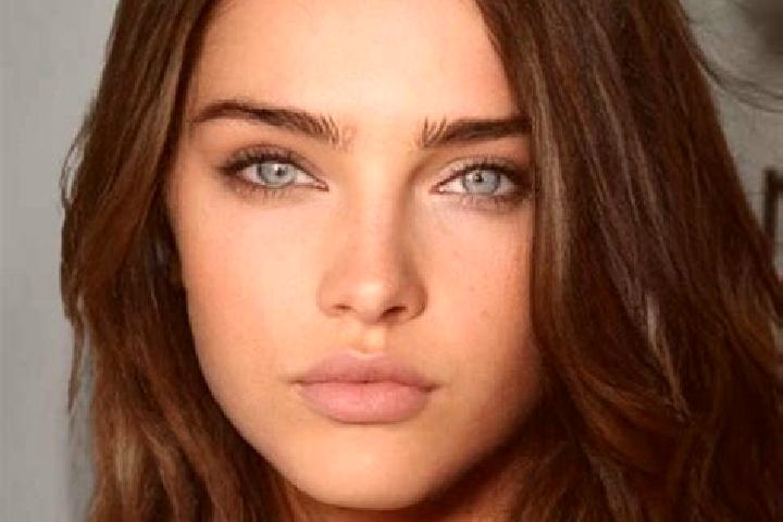 Zoey, 37, a brunette blue-eyed caribbean companion based in Oran. Offering CIM, Dinner Date, Prostate Massage. Available for incall and outcall, overnight bo...