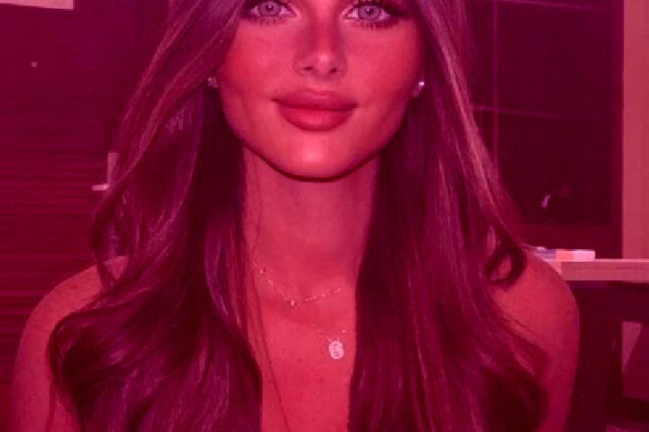 Zoey, 37, a brunette dark-eyed caribbean companion based in Lovce. Offering A-Level, Dinner Date, CIM. Available for incall and outcall, overnight bookings a...
