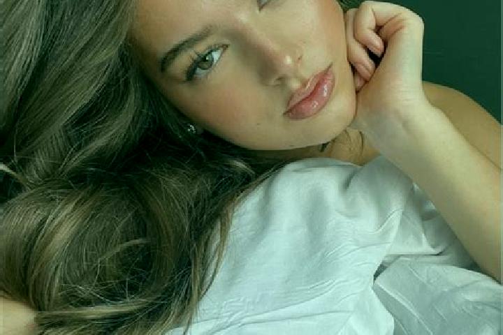 Zoey, 37, a chestnut green-eyed latina companion based in Stoernstein. Offering Duos, A-Level, Tantra, Deep French Kissing, Massage. Available for incall and...