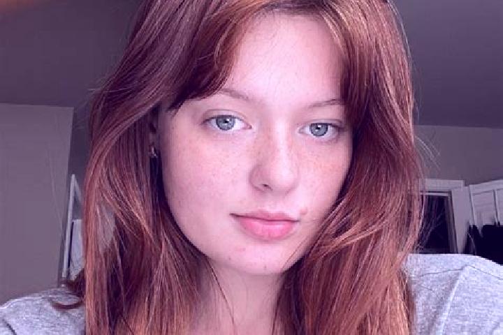 Zoey, 37, a red grey-eyed caribbean companion based in Country Club Hills. Offering 69, CIM. Available for incall and outcall, day and evening dates.