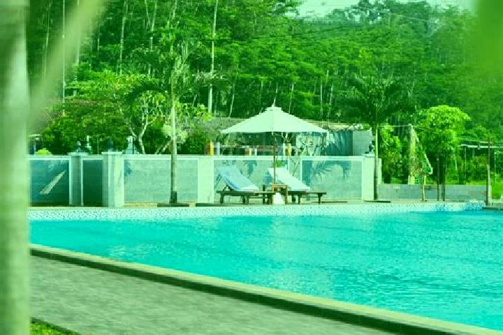 Zoey, 37 — Escort in Pekalongan, Indonesia