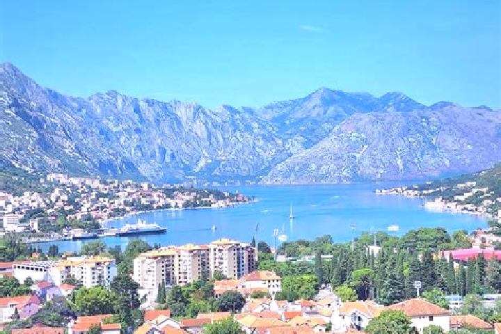 Zoey, 37 — Escort in Skaljari, Montenegro