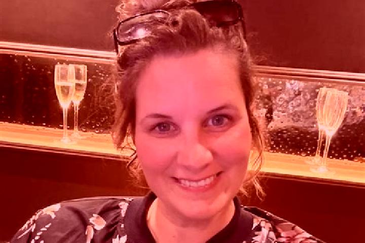 Zoey, 37 — Escort in Ulm, United States