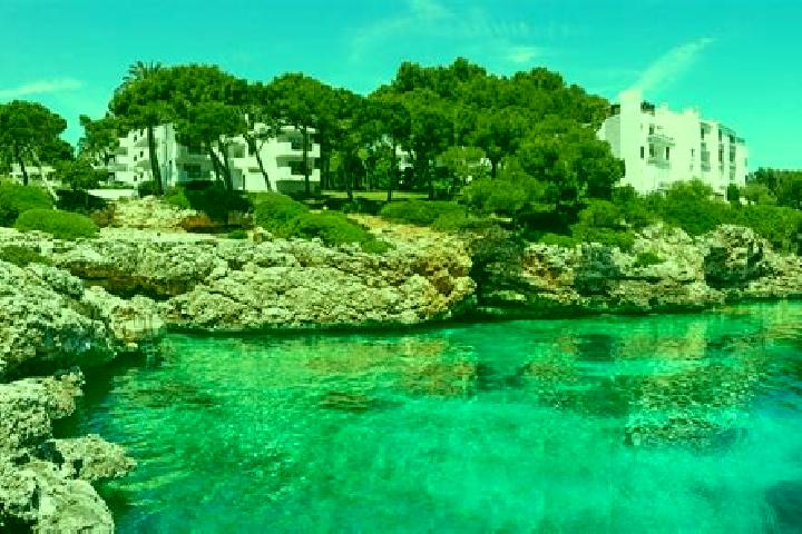 Zoey, 38, a auburn green-eyed caribbean companion based in Cala d Or. Offering A-Level, Domination, Party Girl, Travel Companion. Available for incall and ou...