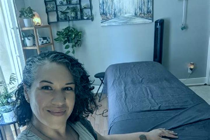 Zoey, 38, a black brown-eyed middle eastern companion based in Ahuihuiyuco. Offering Tantra, Overnight, Erotic Massage, Fetish. Available for incall and outc...