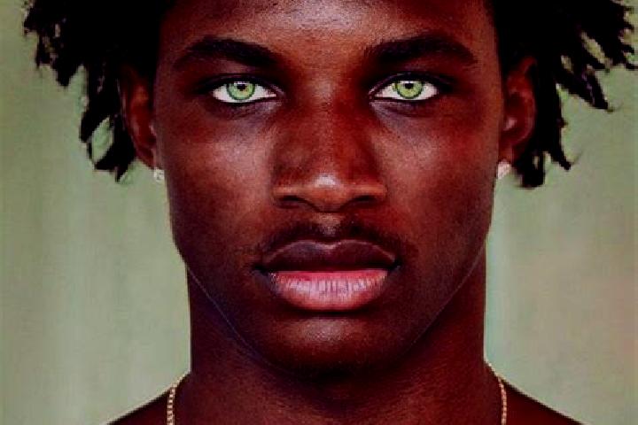 Zoey, 38, a black green-eyed european companion based in Vergt. Offering Tantra, Domination. Available for incall and outcall, day and evening dates.