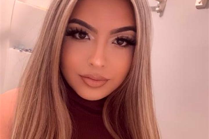 Zoey, 38, a blonde dark-eyed latina companion based in Nipsa. Offering Prostate Massage, Erotic Massage, Deep French Kissing, OWO, Striptease. Available for ...