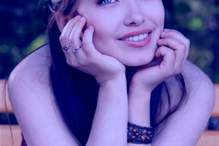 Zoey, 38, a chestnut blue-eyed asian companion based in Sale. Offering Overnight, GFE, Tantra, Massage. Available for incall and outcall, day and evening dates.
