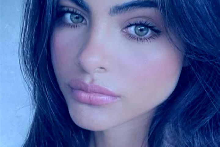 Zoey, 38, a chestnut dark-eyed indian companion based in Berivoi. Offering Travel Companion, OWO, GFE. Available for incall and outcall, overnight bookings a...