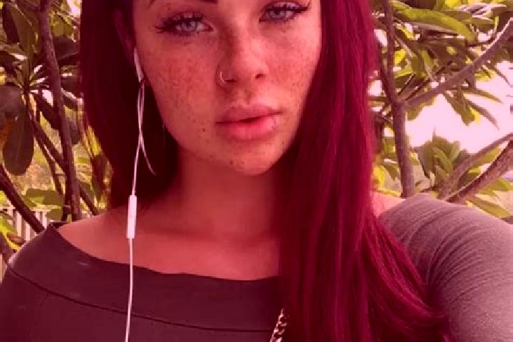 Zoey, 38, a red green-eyed caribbean companion based in Mehoni. Offering GFE, Couples, Travel Companion. Available for incall and outcall, overnight bookings...
