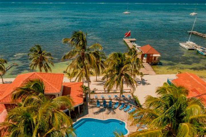 Zoey, 38 — Escort in San Isidro, Belize
