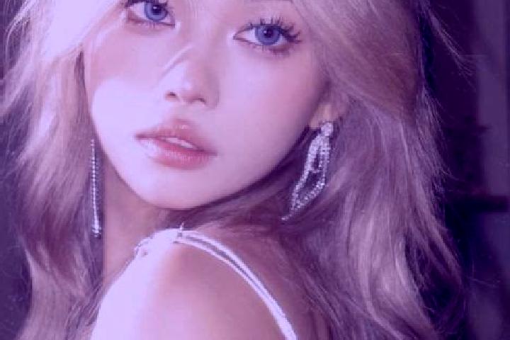 Zoey, 39, a blonde grey-eyed asian companion based in Dadapan. Offering GFE, BDSM, Party Girl. Available for incall and outcall, overnight bookings available.