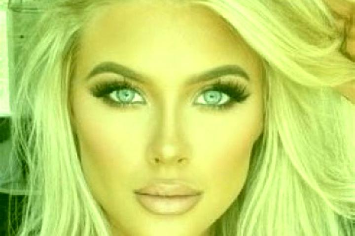 Zoey, 39, a platinum blonde hazel-eyed ebony companion based in La Higuerita. Offering CIM, Overnight, Travel Companion, Massage. Available for incall and ou...