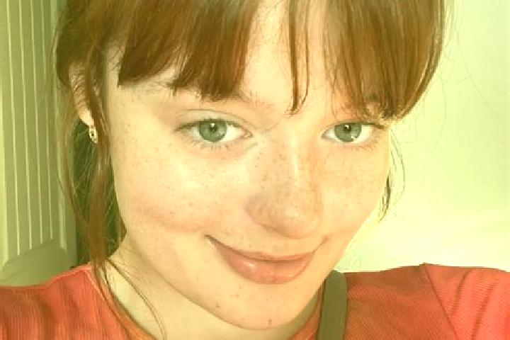 Zoey, 39, a red green-eyed european companion based in Gerzensee. Offering CIM, Deep French Kissing, Party Girl. Available for incall and outcall, day and ev...