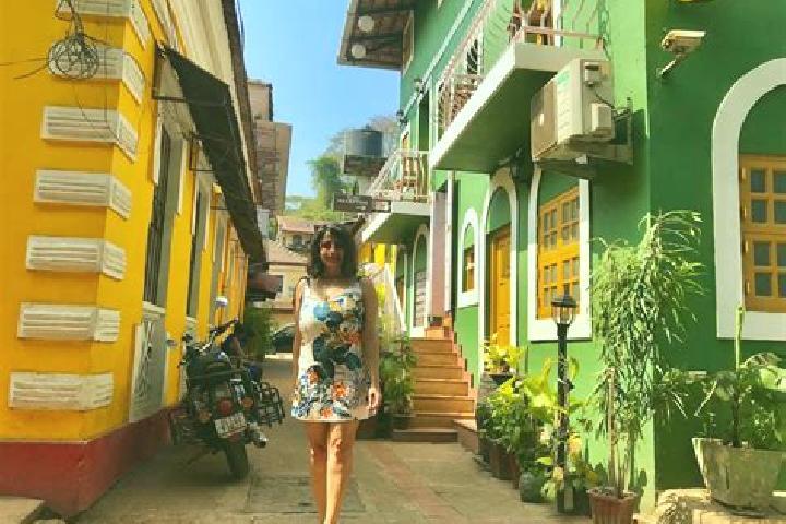 Zoey, 39 — Escort in Fontainhas, Portugal