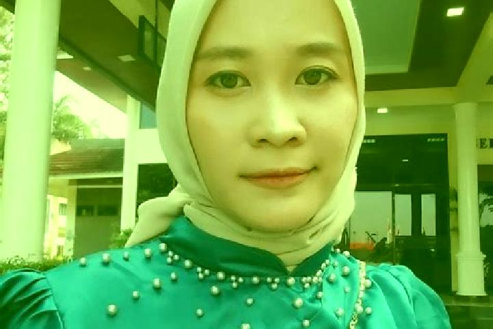 Zoey, 39 — Escort in Gambiran Wetan, Indonesia