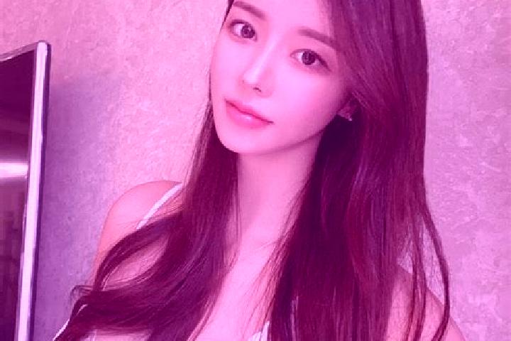 Zoey, 39 — Escort in Kengyuan, China